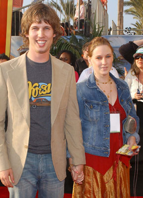 Jon Heder and wife expecting