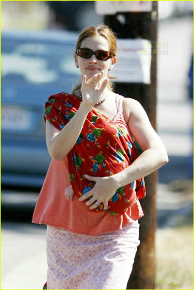 Julia Roberts and baby Henry Moder go for a walk Julia Roberts and baby Henry Moder go for a walk